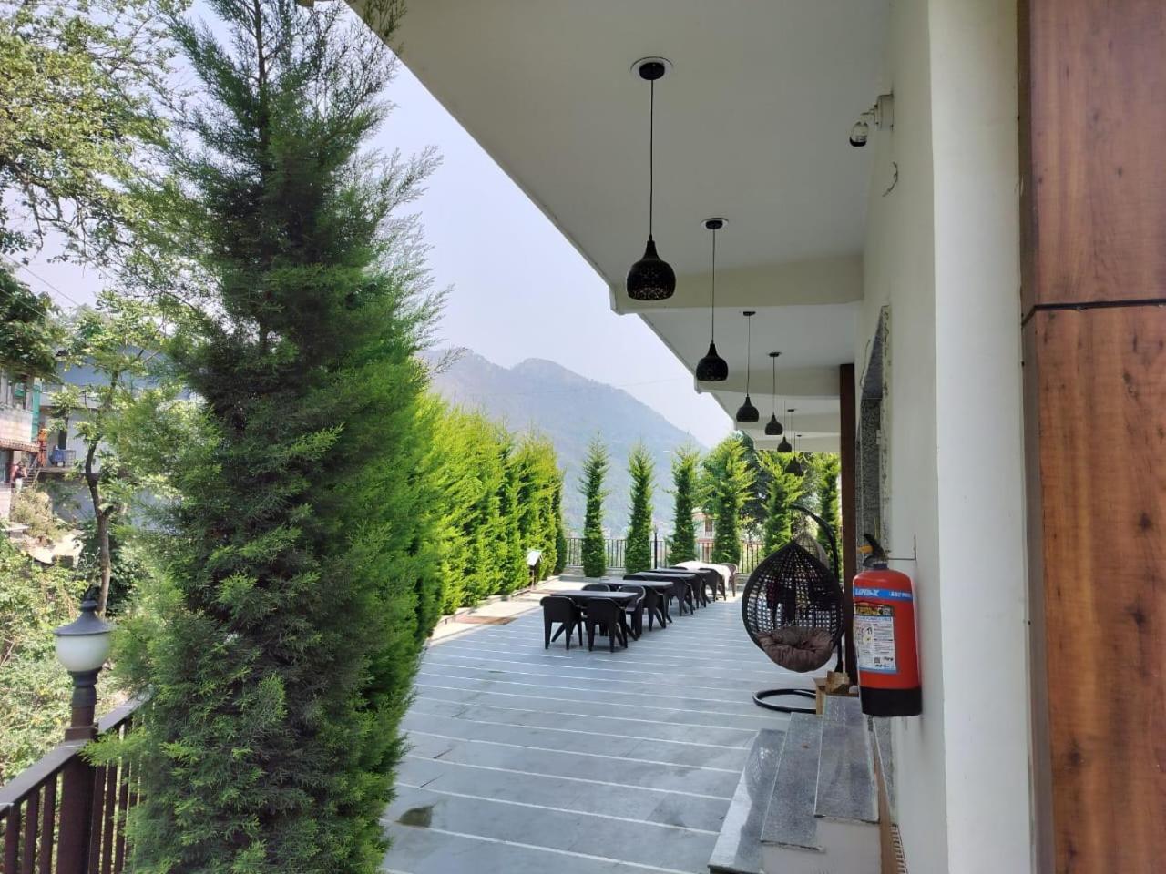 The Aesthetic Hotel & Restaurant Bhīm Tāl Exterior foto